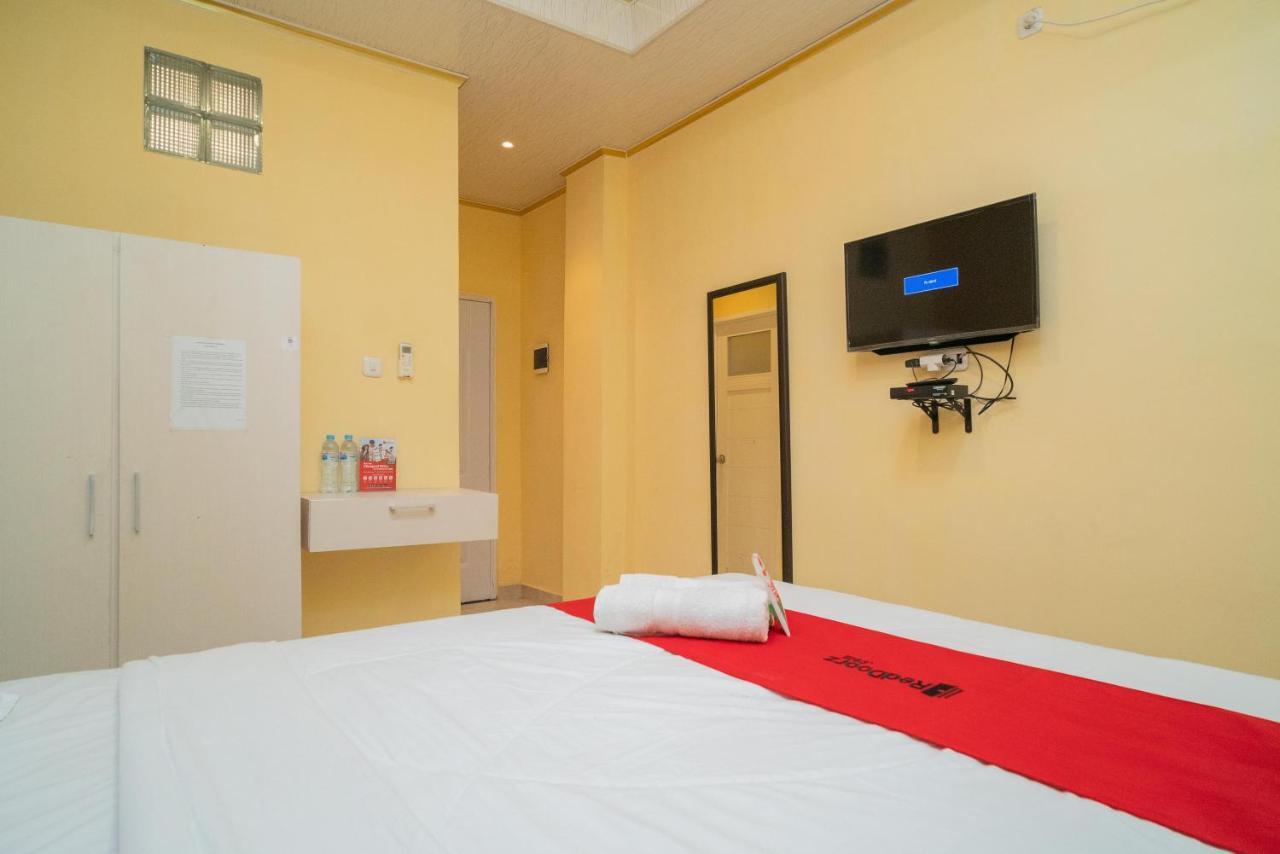 Reddoorz Plus Syariah Near Pasar Turi 수라바야 외부 사진
